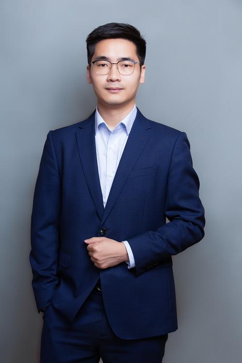 彭中华 剧本与叙事策划总监